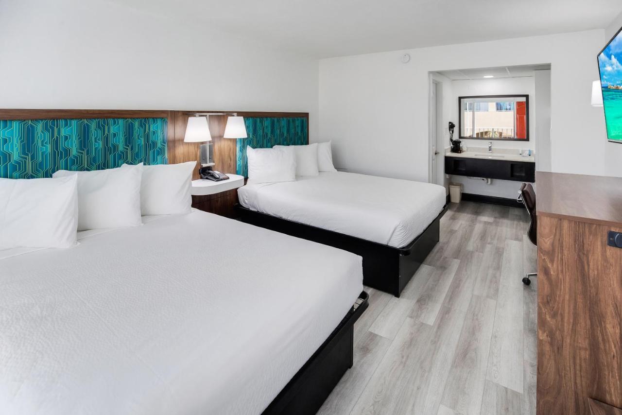 Blu Atlantic Hotel & Suites 미를 비치 외부 사진