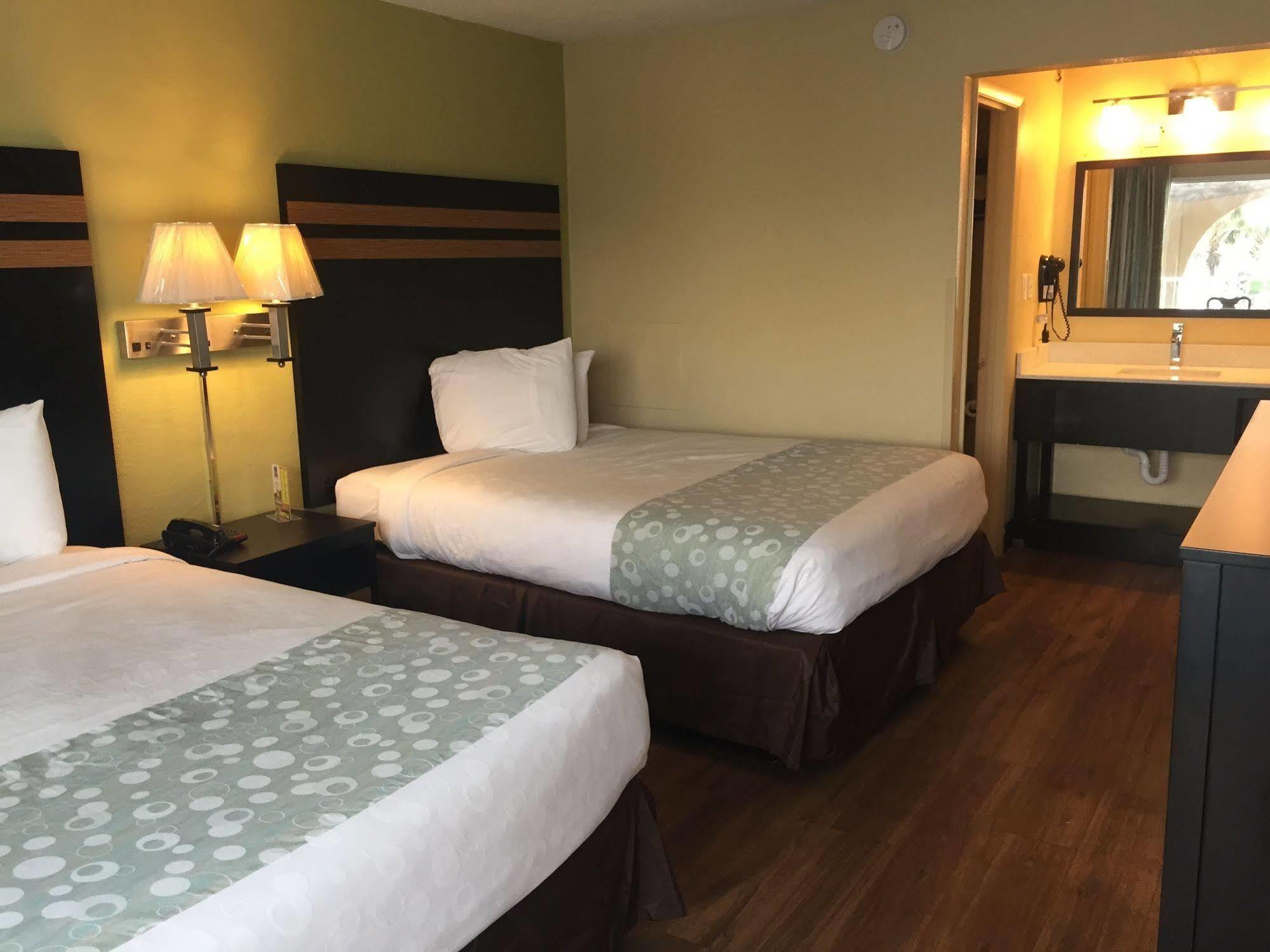 Blu Atlantic Hotel & Suites 미를 비치 외부 사진